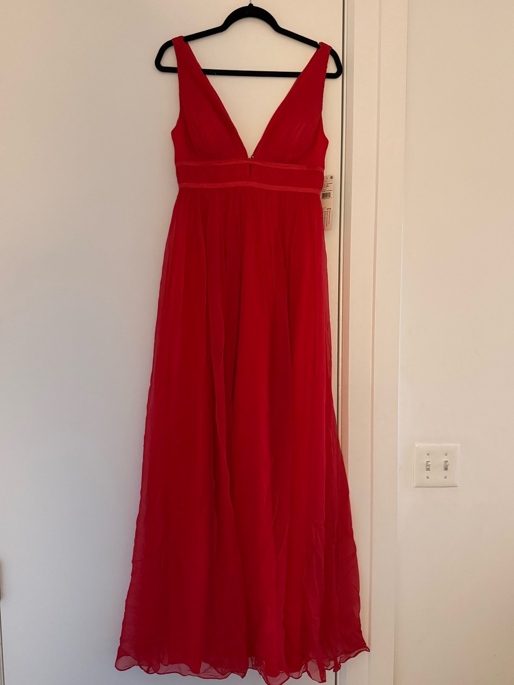 Aidan Mattox Red V-Neck Chiffon Evening Gown